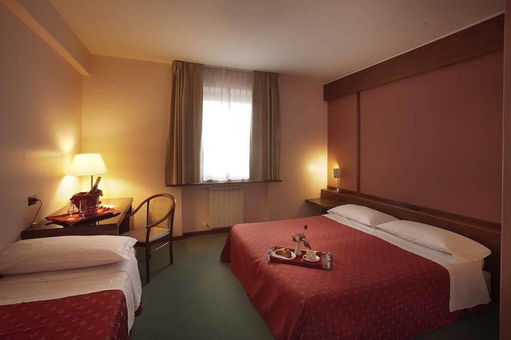 Hotel Capracotta Luaran gambar